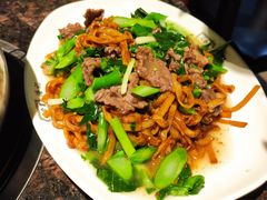 湿炒牛河-八合里牛肉火锅(深圳海德店)