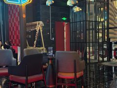 -屋有岛沉浸游戏旗舰店(中山公园店)