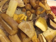 -滇釜火锅·能喝汤的火锅(车公庄店)