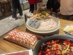 -旧街市鲜货老火锅(大光路店)