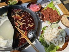 -重庆故事姊妹老火锅(财经学院店)