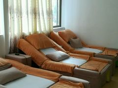 -百家康养生馆(龙口西店)