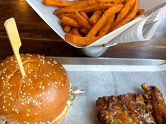 -Ribs & Burgers The Rocks