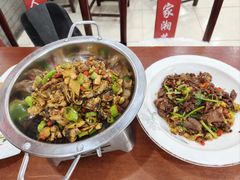 -湖南人家湘菜馆(镇江路店)