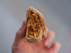 盒装鲜肉月饼-长发西饼(临顿路店)