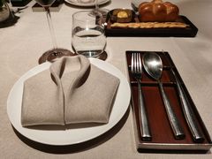 -艺奢书廊餐厅Luxury Art Cafe&Restaurant(阳光城环球金融中心店)