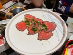 日式牛肉tataki-MoMo牧场·寿喜烧专门店(长泰广场店)