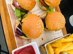 -小主人西餐厅 master table(青年中路店)