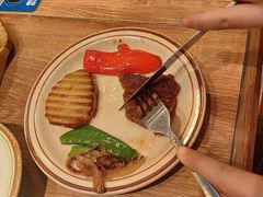 -玛格萝妮比萨屋(陆家浜路店)