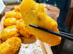 香脆金黄蕉-明洞阿姨·韩式酱蟹烤肉·创意料理(三元桥店)