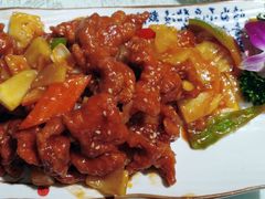 百合菠萝酥牛柳-津菜宋记老房子(平山道店)