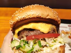 -The Habit Burger Grill 哈比特汉堡(复兴soho店)