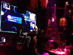 -胡桃里乐队酒馆(鎏嘉码头店)