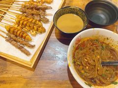 -万记麻辣烫国展总店