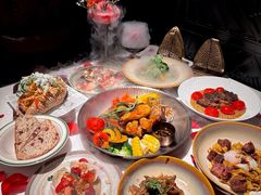 -Mogul Eatery·大亨餐酒馆