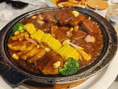 -清真·胖妈妈手抓餐厅(定西路长城宾馆店)