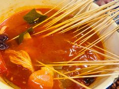 -拈签一笑黄牛肉辣卤串串