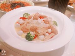 -鼎记酒楼(雁南一路店)