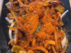 -六泰居·尔滨地标·东北菜(泰山路店)