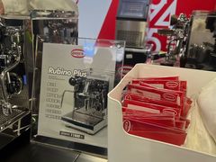 -上海跨国采购会展中心