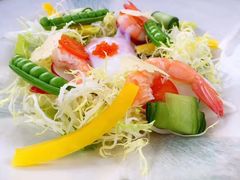 日本温泉蛋鲜虾色拉-三嚥阁 La Villa Restaurant