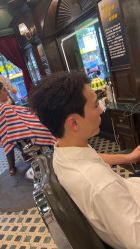 -海文先生国潮烫染男士理发馆