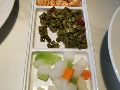 -荷塘秋月·本帮江浙菜(国权路店)