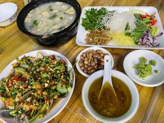 -官塘陈记鱼生·潮汕砂锅粥·牛肉火锅(潮枫路总店)