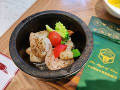 橄榄油蒜香虾仁-庖丁兄弟干式熟成牛排自助餐厅(仁恒伊势丹店)