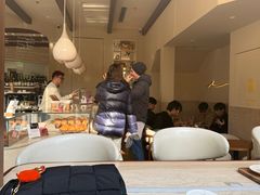 -VERIE BAKEHOUSE