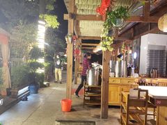 -二荆条·蜀鲜汇城市森林火锅