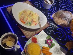 -K+全国连锁KTV(绿地缤纷天地店)