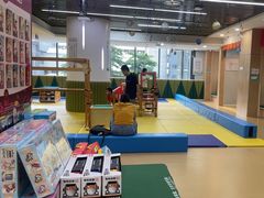 -亲亲袋鼠托育早教·思维专注力·棕熊英语(鼓楼恒力城店)