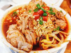 -炉小二铜锅牛蛙•川湘菜(三里屯店)