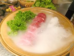 -三出山火锅(南京万象天地店)