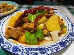 新疆大盘鸡-新疆巴州金丝特餐厅(大钟寺店)