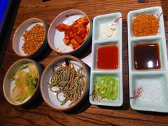 -明洞阿姨·韩式酱蟹烤肉·创意料理(三元桥店)