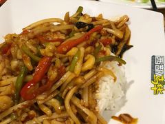 鱼香鸡丝盖饭-西部马华清真兰州牛肉面·烧烤夜市(关东店)
