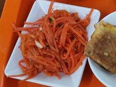 胡萝卜炒肉-梅园食堂