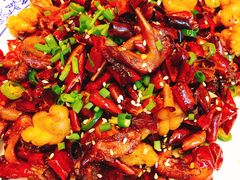 孜香小小腿-临界音乐酒馆·小龙虾·江湖菜(华熙LIVE·鱼洞店)