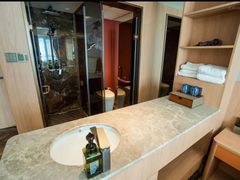 -爱舍海岸酒店(香港中路五四广场店)