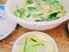 鸡蛋瓜片汤-吃不够开口馅饼店(小西路店)