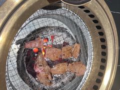 -山川小町·极番烧肉(新地假日广场店)
