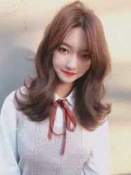 -银星女王公园发型艺术沙龙