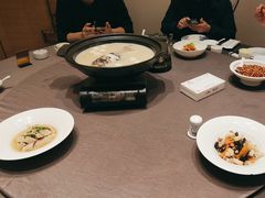 -香山湖家家宴(中山陵店)