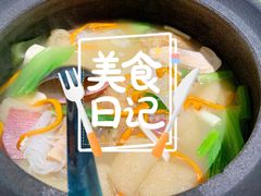 迪庆黑陶土锅子-中8楼风尚云南菜(颐堤港店)