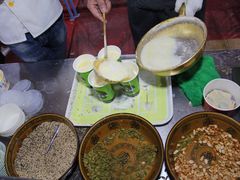 -清真老马家国华牛奶鸡蛋醪糟(正宁路店)