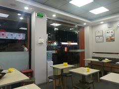 -华莱士·全鸡汉堡(坂田店)