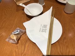 餐具摆设-粤域茶餐厅