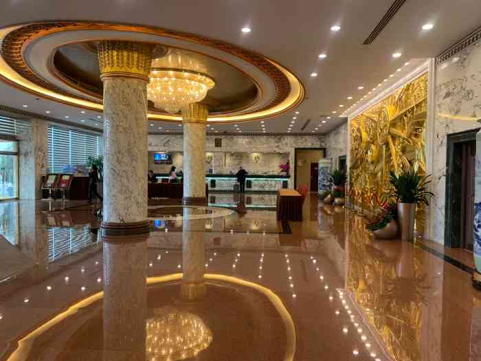 国谊宾馆·地面停车场-"91,外观大气,室内干净整洁,下次继续 .